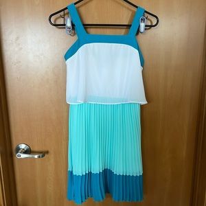 3/$25 - Girls 14/16 Dress